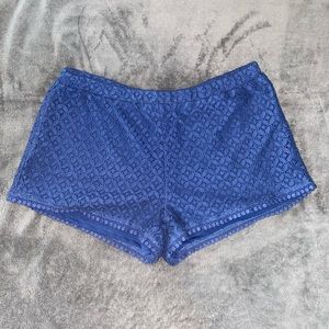 Aeropostale - Navy lace shorts